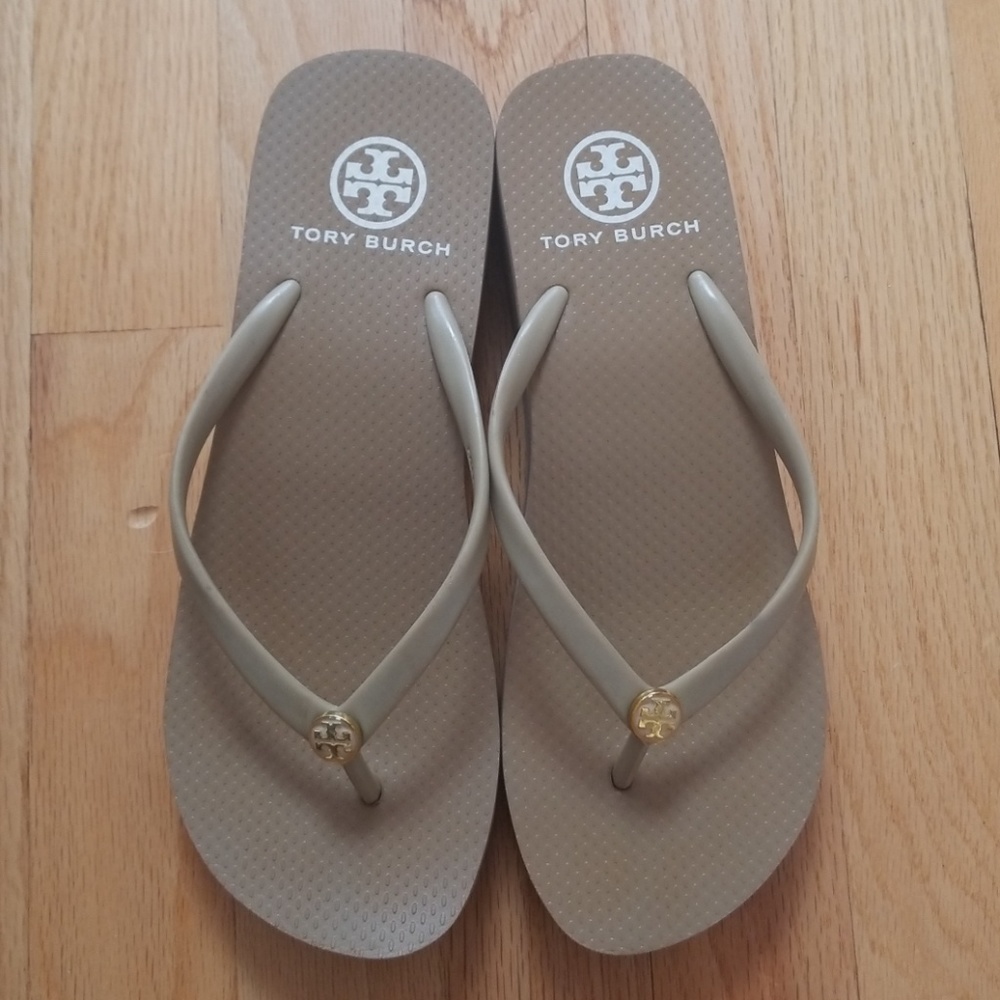 Tory Burch wedge flip flop